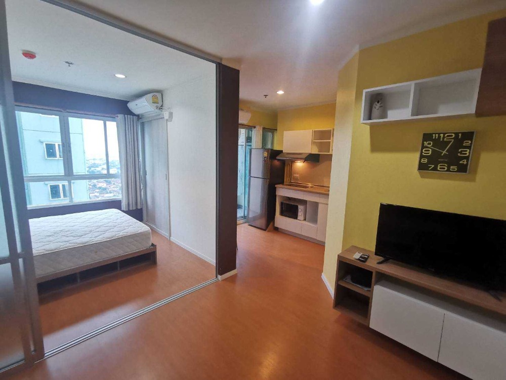 For RentCondoRattanathibet, Sanambinna : Room for rent, Lumpini Park, Ratchadaphisek, corner room, 27 sq m., Building A, electric stove + hood, ready to move in