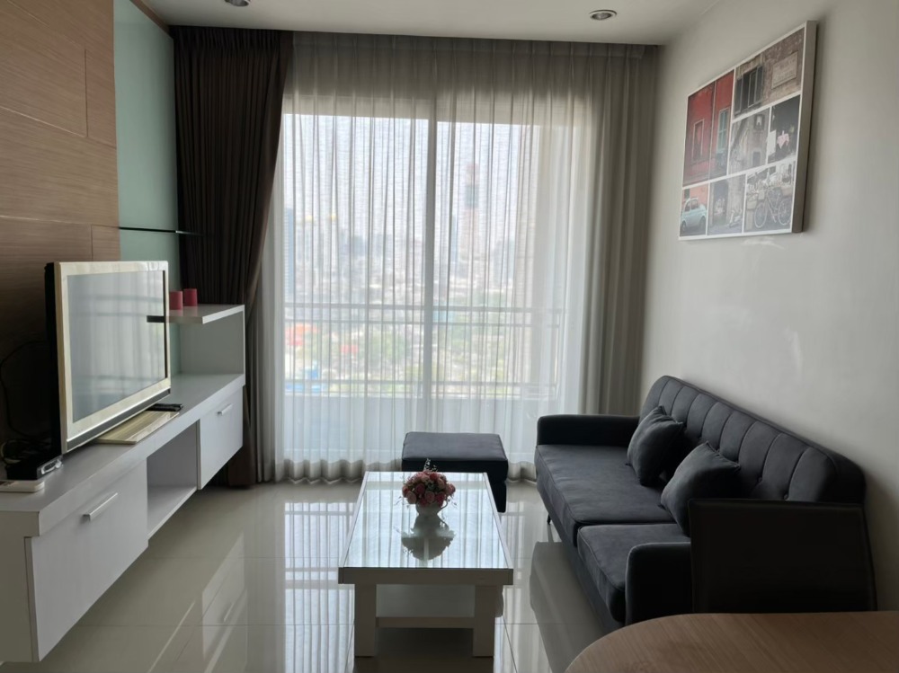 For RentCondoRama9, Petchburi, RCA : ✅Available October 2024✅Circle Condominium Sukhumvit 36 ​​1Bedroom 40 Sq.m. 18,000THB/Month