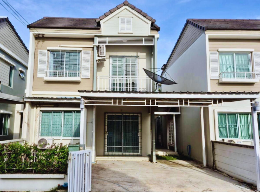 For SaleTownhouseSamut Prakan,Samrong : For sale: Townhome, The Village Bangna-Wongwaen 2, Km.8, Bang Phli, Samut Prakan, ready to move in