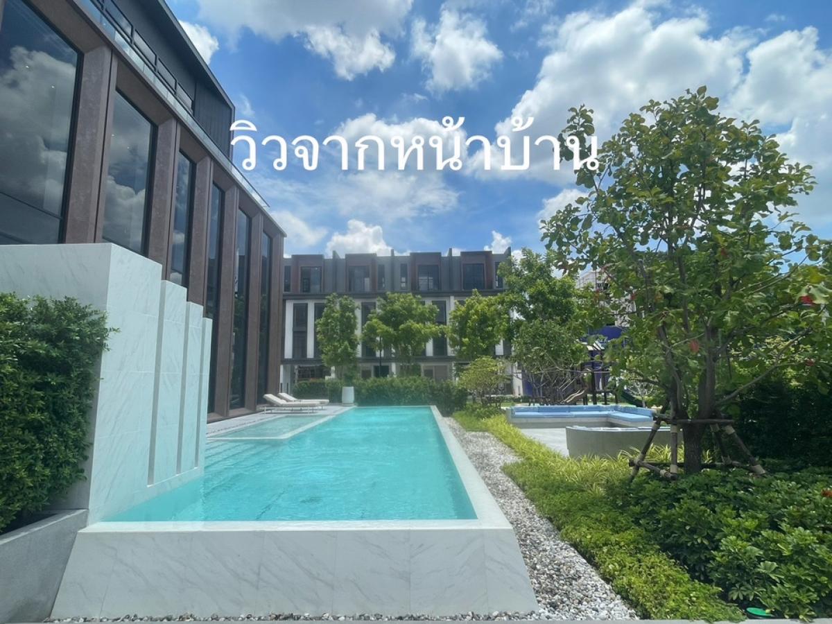 For SaleTownhouseSeri Thai, Ramkhamhaeng Nida : House for sale, Milford Ladprao Ramkhamhaeng, swimming pool view, 5 bedrooms, 5 bathrooms, 1 multipurpose room, size XL, 49.2 sq m, usable area 447 sq m.