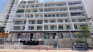 For RentRetailSukhumvit, Asoke, Thonglor : BTS Asoke, empty space for rent for a shop, 66 square meters, good location, can be made into a glass room, cute cafe, has a private bathroom