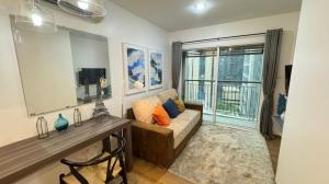 For RentCondoLadprao, Central Ladprao : For rent: SYM Vibha-Ladprao, large room, not hot, brand new