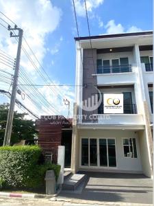 For SaleTownhouseYothinpattana,CDC : Urgent sale 🏠 Townhouse, can be used as a home office, good location, Ram Intra expressway 🏠 Baan Klang Muang S-sense 🎄✨ [CSV2308]