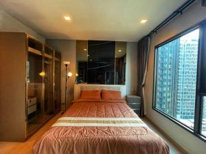 For RentCondoRama9, Petchburi, RCA : Gifr0253 Room for rent Life Asoke-Rama 9 Life Asoke-Rama 9 Studio room 20000 baht