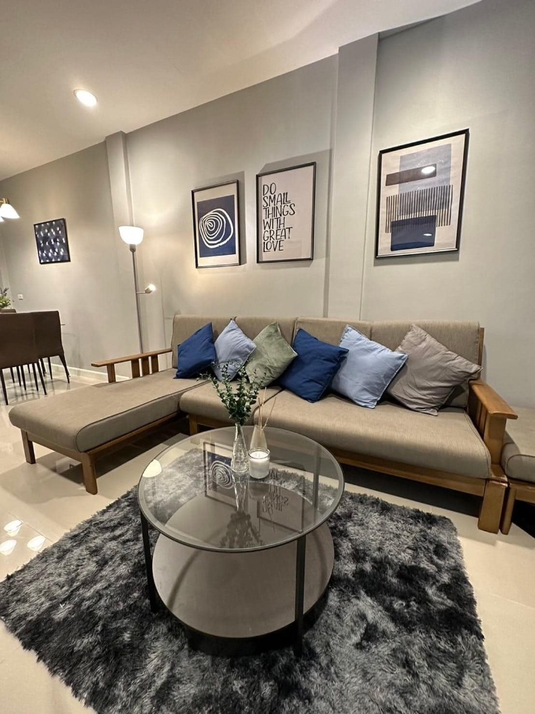 For RentTownhouseEakachai, Bang Bon : Townhouse for rent, 3 floors, Baan Klang Muang Essence Sathorn-Taksin 2, 3 floors, 3 bedrooms, 3 bathrooms, fully furnished, ready to move in, next to BTS Wutthakat