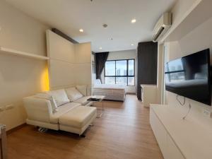 For RentCondoWongwianyai, Charoennakor : Condo for rent: Urbano Absolute, near BTS Krung Thon Buri, only 320 meters.