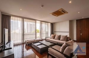 For RentCondoWitthayu, Chidlom, Langsuan, Ploenchit : Pet-friendly | 3 Bedrooms Apartment for Rent in Ploenchit, Bangkok near BTS Ploenchit - MRT Lumphini at Modern Retro - 2 Units / floor (AA12270)