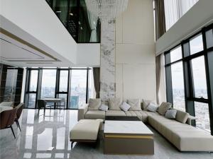 ให้เช่าคอนโดพระราม 9 เพชรบุรีตัดใหม่ RCA : One 9 Five Asoke Rama9 condo (195) for rent