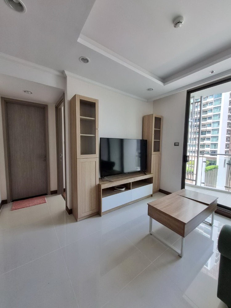 For RentCondoSukhumvit, Asoke, Thonglor : Modern luxury in the heart of Bangkok. Condominium 1 bedroom, 1 bathroom, 1 kitchen, 46.50 sq m.