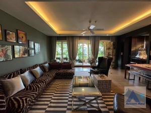 For RentCondoSathorn, Narathiwat : Duplex Condo, Penthouse | 3 Bedrooms Condominium for Rent in Sathorn, Bangkok near MRT Lumphini at Supreme Garden (AA41233)