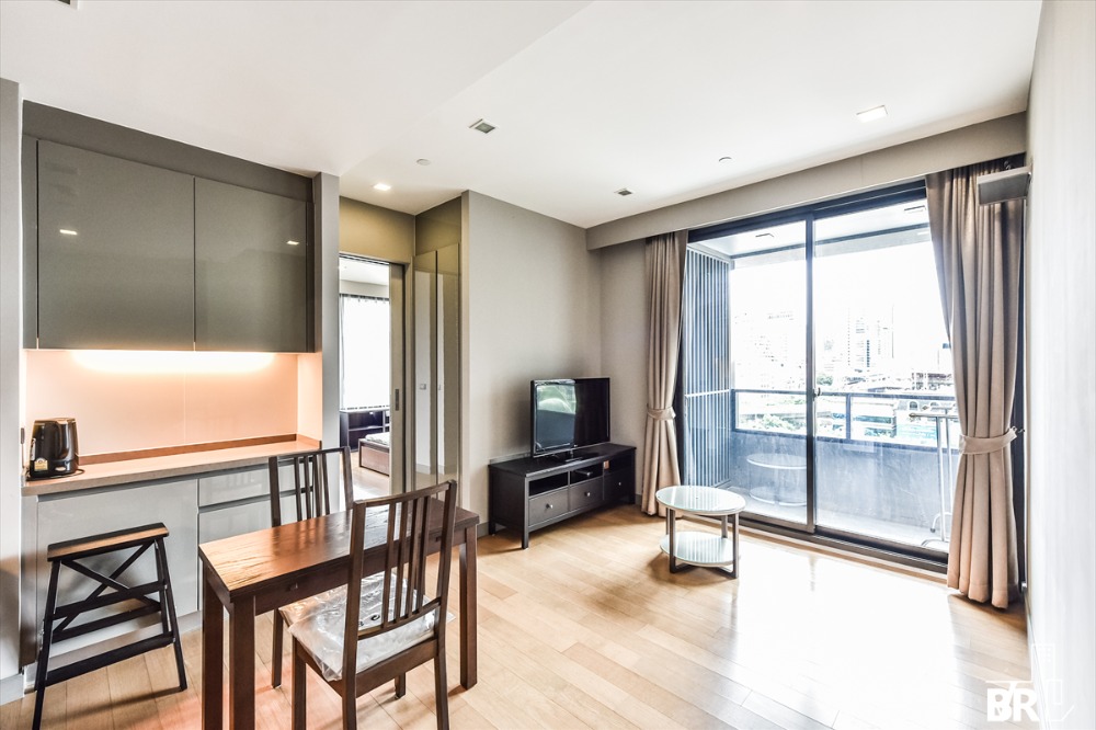 ให้เช่าคอนโดสีลม ศาลาแดง บางรัก : For Rent!! M silom condo -