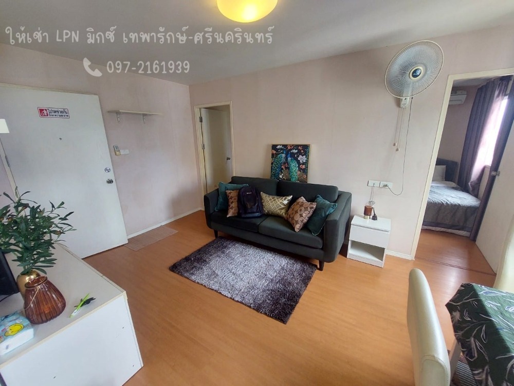 For RentCondoSamut Prakan,Samrong : For rent: Lumpini Mix Theparak - Srinakarin, 2 bedrooms, corner room, near the Yellow Line BTS