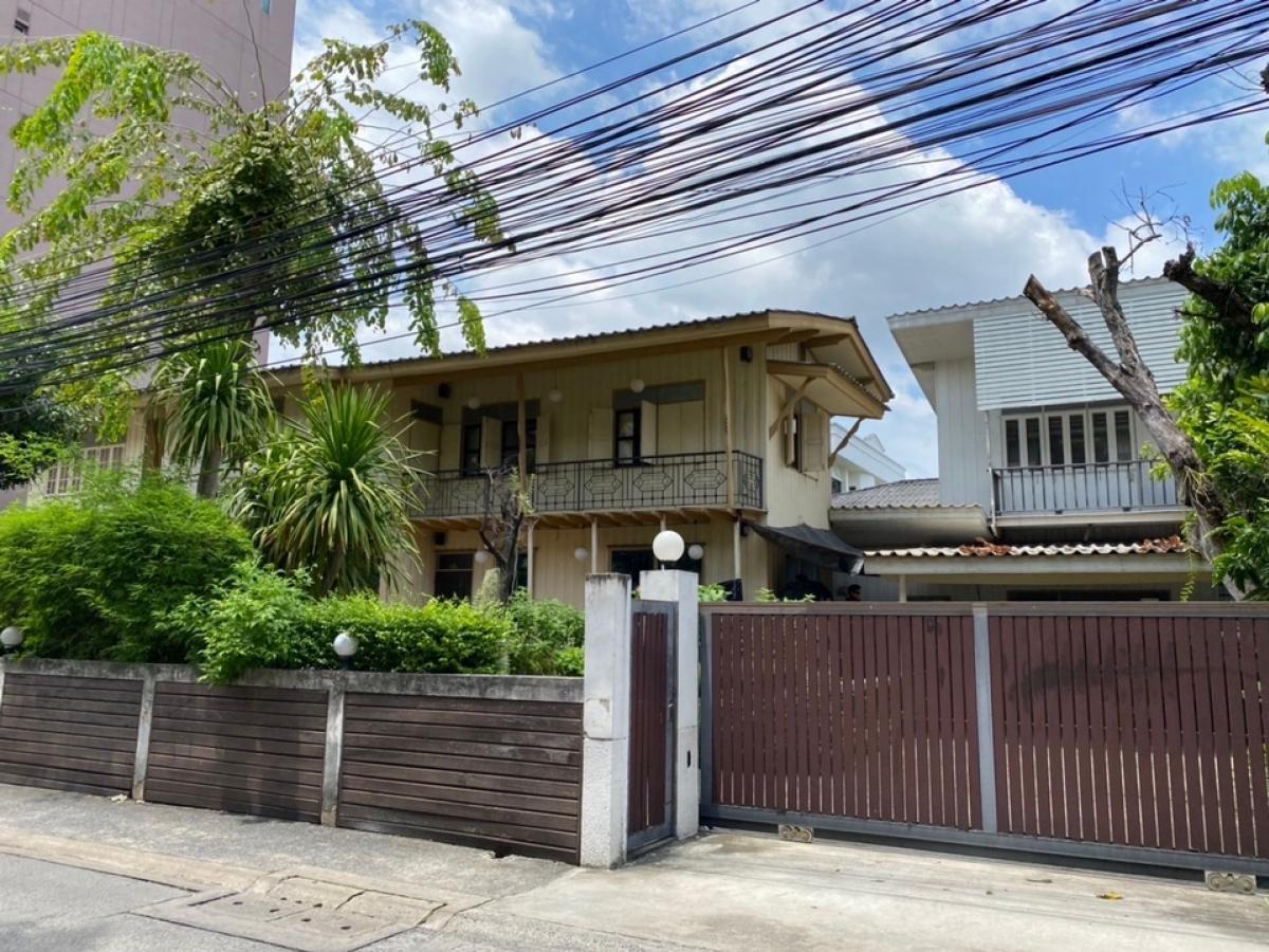 For RentHouseSukhumvit, Asoke, Thonglor : House for rent for business, Thonglor