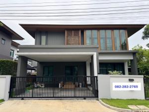 For SaleHousePattanakan, Srinakarin : Corner house 76.3 sq.w. 5 bedrooms 5 bathrooms, 2-storey detached house, Burasiri Phatthanakan