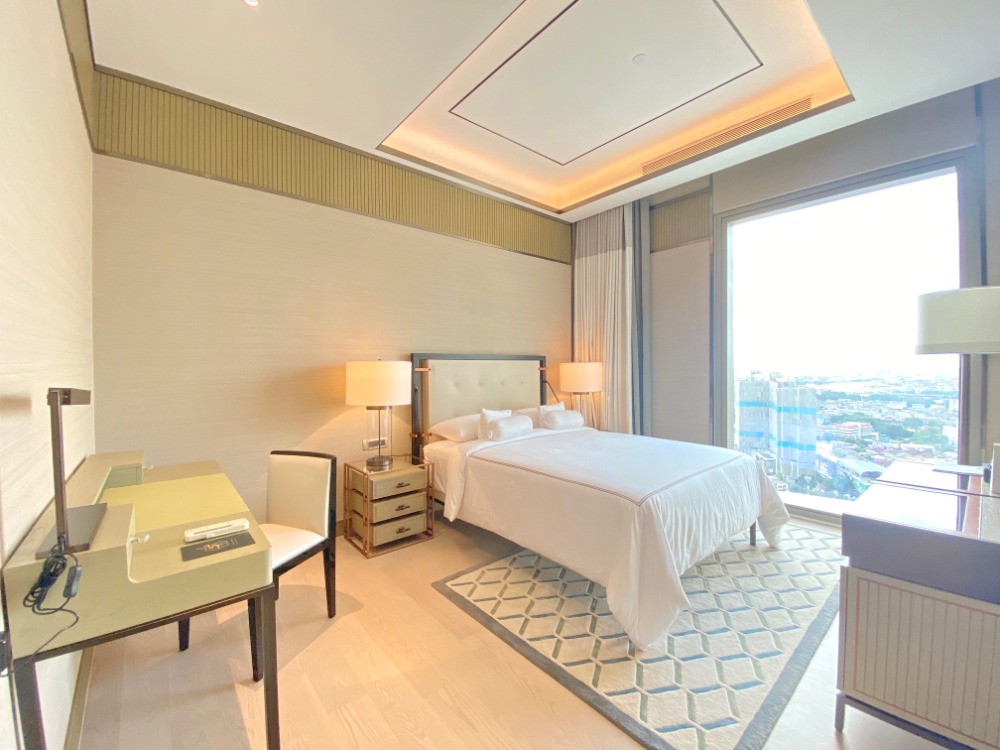 For SaleCondoWongwianyai, Charoennakor : 8193(TE)-S♚♕For RENT, SELL For rent, sale 2 bedrooms |Next to BTS Charoen Nakhon |The Residences at Mandarin Oriental, Bangkok♘Area: 151.71 sq.m.♖Rent: 350,000฿♖Sale: 88,000,000฿☏O86-4540477,065-9423251♙LineID:@newnormal