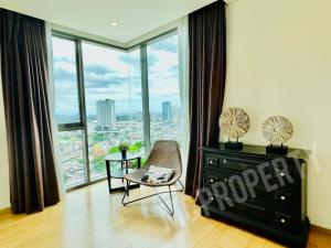 For SaleCondoSathorn, Narathiwat : The Breeze Narathiwas 1 bedroom river view 47sqm for sale only 4.89 Mb please contact 0816878954