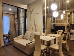 For RentCondoRatchathewi,Phayathai : ✨New room available for rent 1 Bed Plus @Park Origin Payathai, beautifully decorated room, luxurious common area, ready to move in today!!! ✅