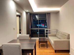 For RentCondoWitthayu, Chidlom, Langsuan, Ploenchit : 🔥🔥 Condo for rent at  FOCUS Phloen Chit.🔥 Near BTS Phloen Chit 🔥.