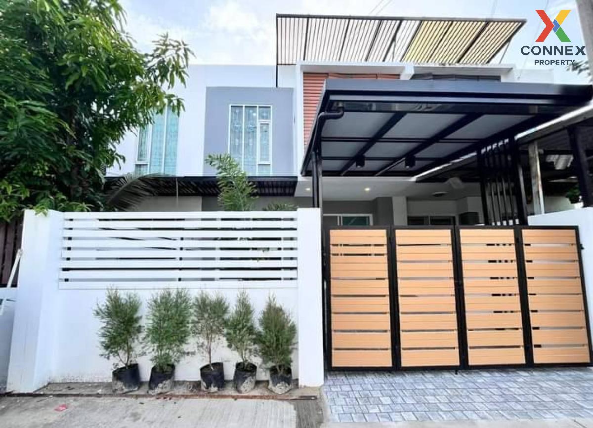 For SaleTownhouseSamut Prakan,Samrong : For Sale Townhouse/Townhome  , The Life Bangna , newly renovated , MRT-Sri Iam , Bang Phli Yai , Bang Phli , Samut Prakarn , CX-102931