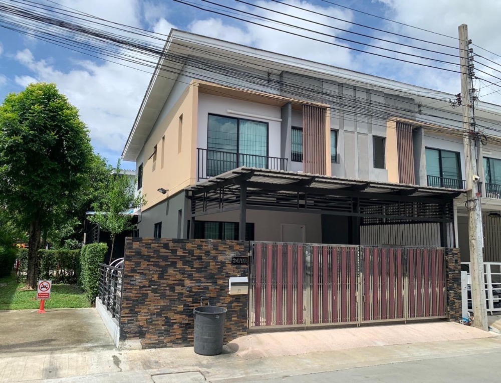 For RentTownhousePattanakan, Srinakarin : Owner post Townhouse for rent, 2 floors, THE CONNECT 27, Suan Luang-On Nut (corner house), Soi Chaloem Prakiat Rama 9 67