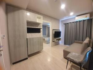 For RentCondoChiang Mai : For rent Escent park ville near Central Festival. The area next to the club house and swimming pool is the most beautiful.