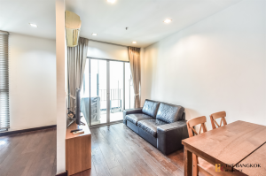 For RentCondoRatchathewi,Phayathai : ✨Cheap rental, very beautiful room✨ Ideo Q Phayathai (1b1b 50 Sqm.) Extra large room, rent for only 24,000 baht!! Tel.0807702957 K.Benz