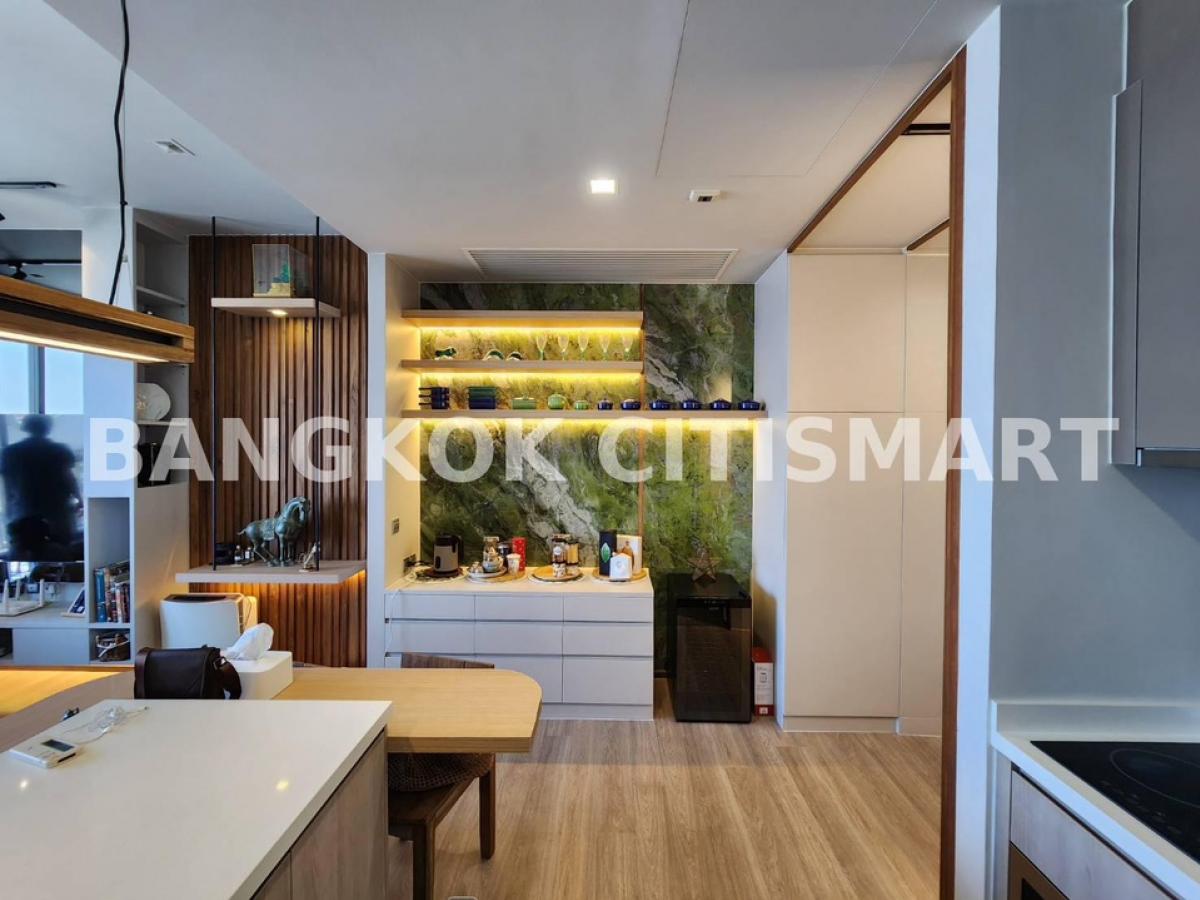 For RentCondoSathorn, Narathiwat : For rent: Rhythm Charoenkrung Pavillion, high floor, 34, 3 bedrooms, 3 bathrooms, size 134 sq m, rent 150,000/month (room has never been rented) Contact: 0961564293 Line: apelaoily