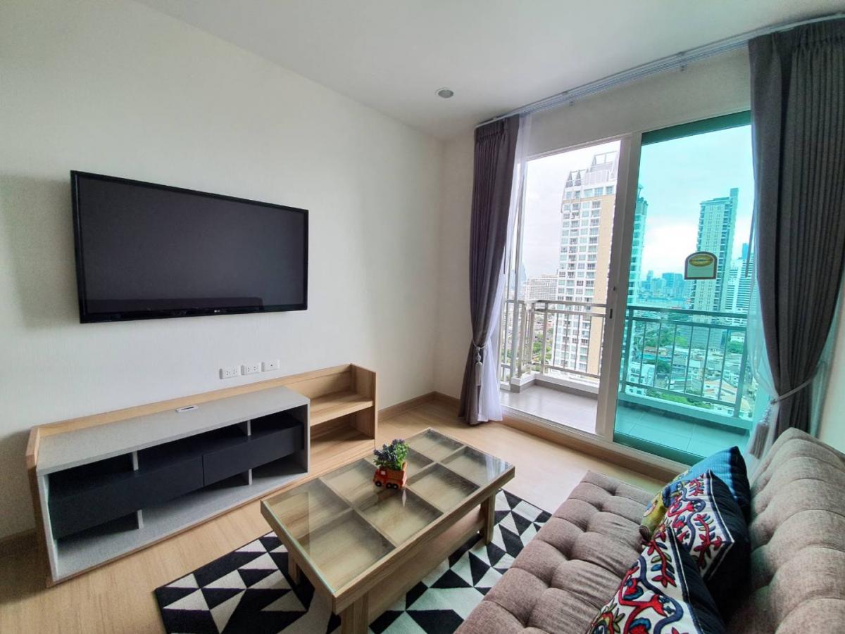 For RentCondoSathorn, Narathiwat : Condo for rent Supalai Lite Ratchada Narathiwat Sathorn, size 50 sq m., 1 bedroom, beautifully decorated, 21st floor, fully furnished, ready to move in