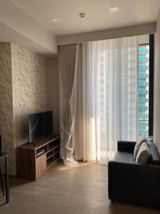 For RentCondoSukhumvit, Asoke, Thonglor : For Rent – Celes Asoke, Size 34.7 sq.m., 1 Bed 1 Bath on Floor 16th