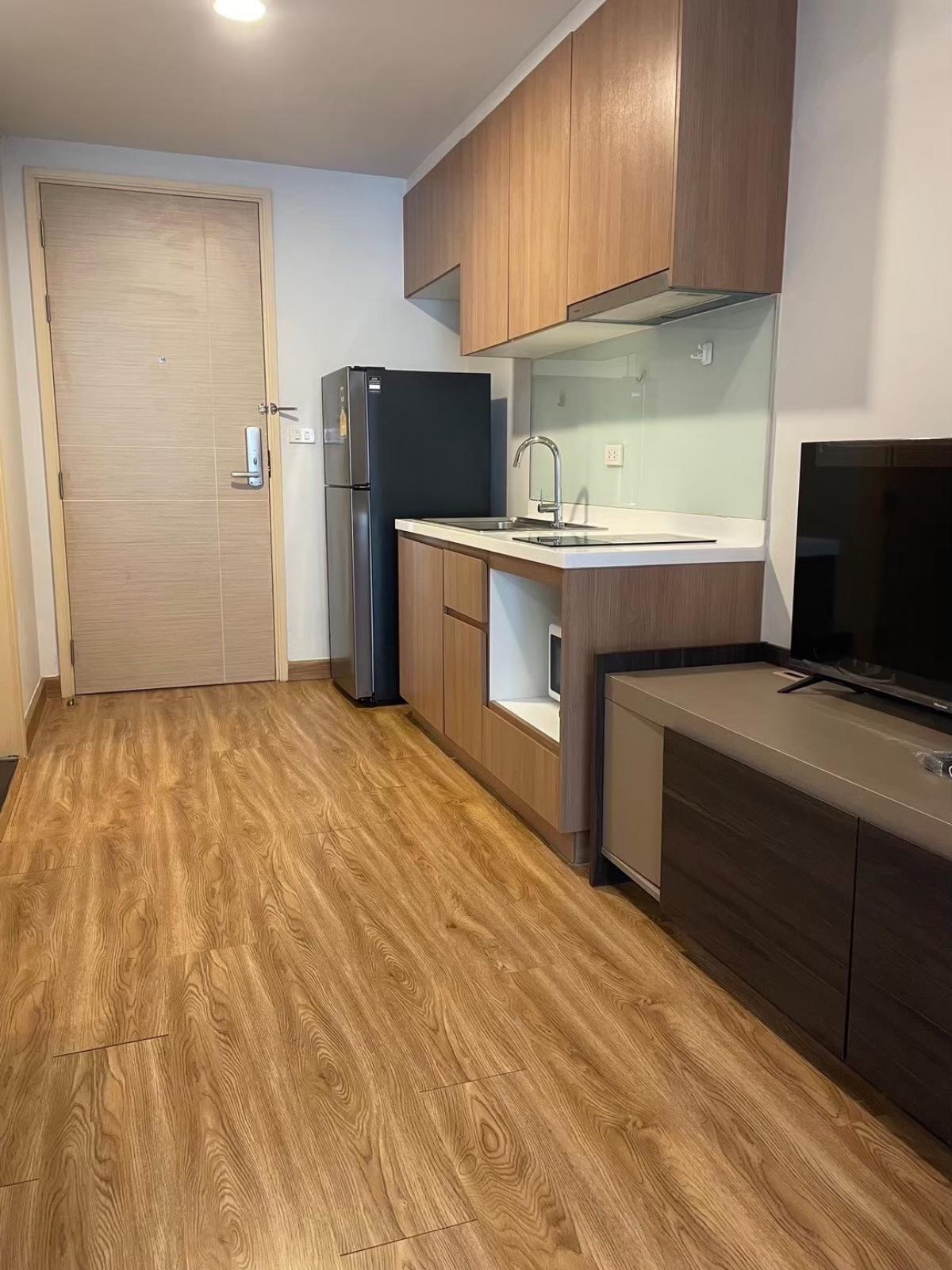 For RentCondoOnnut, Udomsuk : For rent / Condo for rent Le Crique Sukhumvit 64/2 📍5th floor, fully furnished + electrical appliances, ready to move in, near BTS Punnawithi