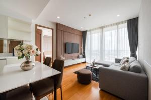 ให้เช่าคอนโดวงเวียนใหญ่ เจริญนคร : Bright Wongwianyai condo for rent 2beds 2baths 72 sqm 40,000 baht per month