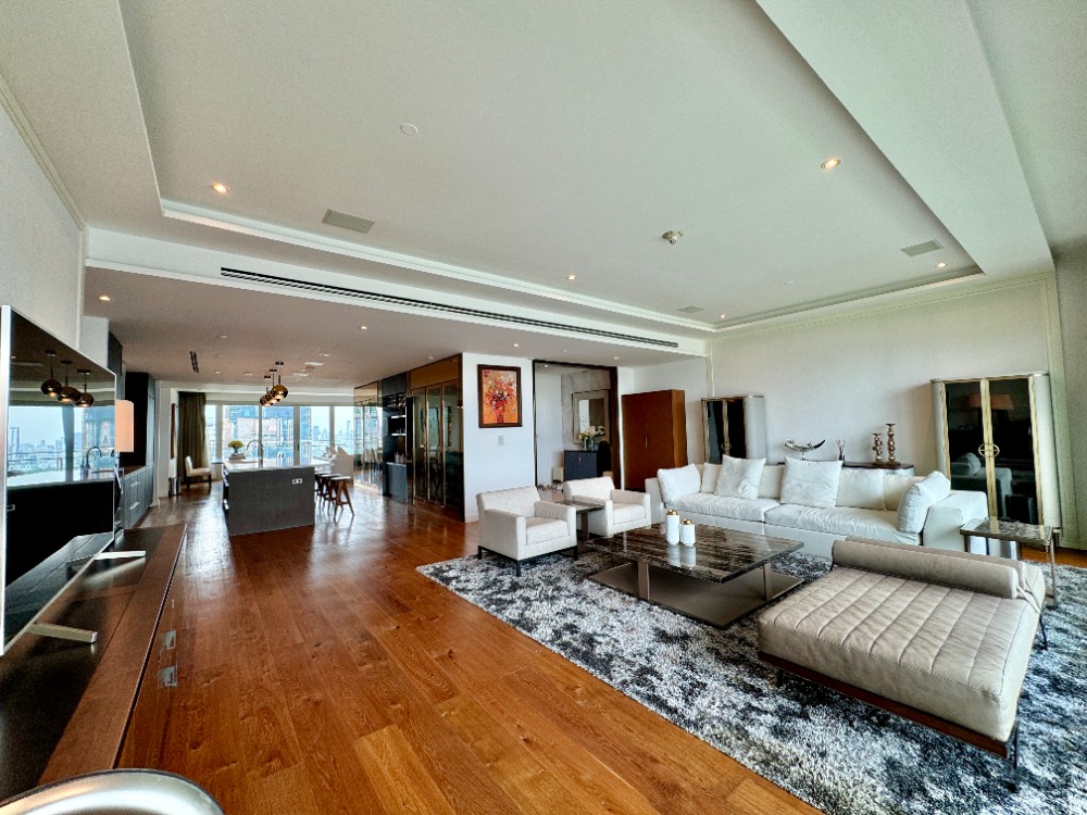 For SaleCondoWitthayu, Chidlom, Langsuan, Ploenchit : 🔥📢Luxury Penthouse at 185 Rajadamri for sale, Freehold, view of Royal sport club, fully furnished ,Famous condo at Ratchadamri