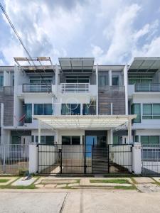 For SaleTownhousePattanakan, Srinakarin : Townhome, new house, Rama 9 - Srinakarin / 3 bedrooms (for sale), Baan Mai Rama 9 - Srinakarin / Townhome 3 Bedrooms (FOR SALE) JANG095