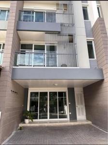 For RentTownhousePattanakan, Srinakarin : Townhouse for rent, 3 floors, Avenue Srinakarin project, Soi On Nut 68