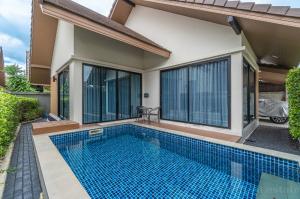 For RentHousePattaya, Bangsaen, Chonburi : 2 bedroom house with pool for rent