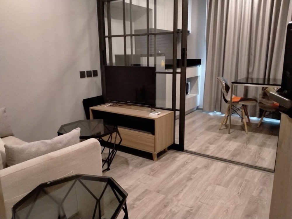 For RentCondoRatchadapisek, Huaikwang, Suttisan : For rent Condo Maestro 19