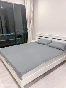 For RentCondoRatchathewi,Phayathai : ✨❤ FOR RENT>> The Room Phayathai>> 16th floor, room size 37, beautifully decorated, complete with electrical appliances, convenient transportation, near BTS Phayathai, APL. Ratchaprarop #LV-MO512