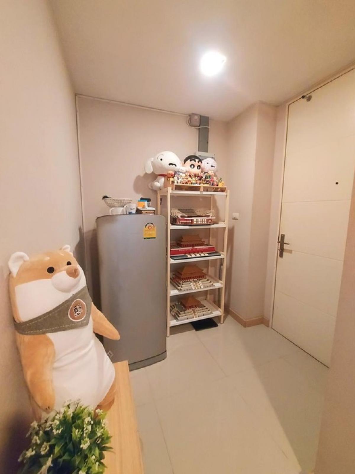 For SaleCondoLadprao, Central Ladprao : For sale cheap!! 2 bedrooms, 1 bathroom, Condo Lugano Lat Phrao 18, size 41 sq m., near MRT Lat Phrao station, price 2.8 million baht (negotiable)