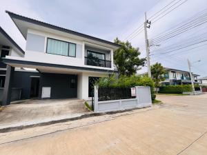 For SaleHouseSamut Prakan,Samrong : 🚩Selling to clear the debt, semi-detached house, Britannia Village, Km. 26, corner house, very new house, well maintained.