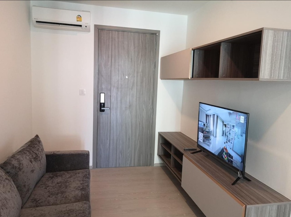 For RentCondoVipawadee, Don Mueang, Lak Si : Condo KNIGHTSBRIDGE Phahon Yothin-Interchange (1 bedroom) 10th floor, Building B, near the Green and Pink Lines, 350 meters.