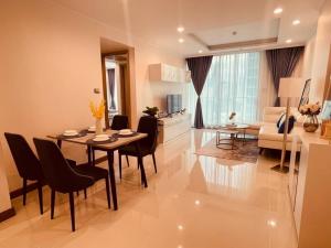 ให้เช่าคอนโดสุขุมวิท อโศก ทองหล่อ : Supalai oriental 2 bed ready to move