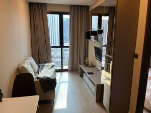 For RentCondoSukhumvit, Asoke, Thonglor : Urgent for rent ‼️ Ashton Asoke ✨Very good price room, ready to move in immediately, in the heart of Asoke