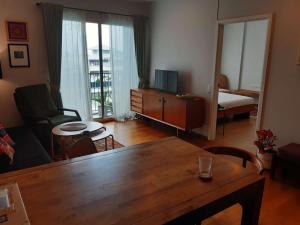 For RentCondoWongwianyai, Charoennakor : Condo for rent, Hive Taksin (BTS Wongwian Yai 110m)