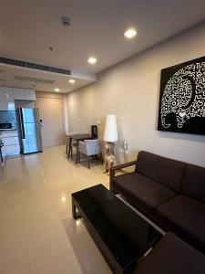 For RentCondoPattaya, Bangsaen, Chonburi : for rent condo the palm wongamat beach front 1 Bed 25,000 Bath (S03-1889)