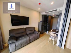 For RentCondoSukhumvit, Asoke, Thonglor : For rent at Ashton Asoke Negotiable at @condo456 (with @ too)