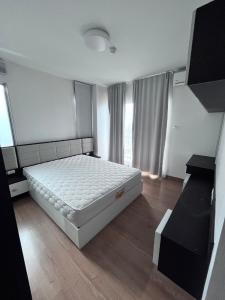 For SaleCondoBang Sue, Wong Sawang, Tao Pun : Very cheap sale, this price is no longer available!! Supalai Veranda Ratchavipha-Prachachuen, usable area 81.69 sq.m., 25th floor, suitable for living and renting out for a good profit, near MRT Bang Son station, beautiful room, very good price!!!