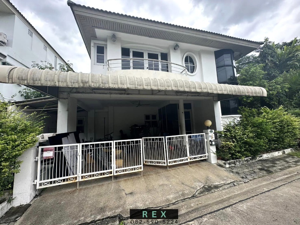 For SaleTownhouseRatchadapisek, Huaikwang, Suttisan : ++ Selling below appraisal price ++ Single house, Ratchada 32, Lat Phrao 41 - 2 floors, size 61 sq m., near MRT Lat Phrao, Ratchada-Lat Phrao intersection