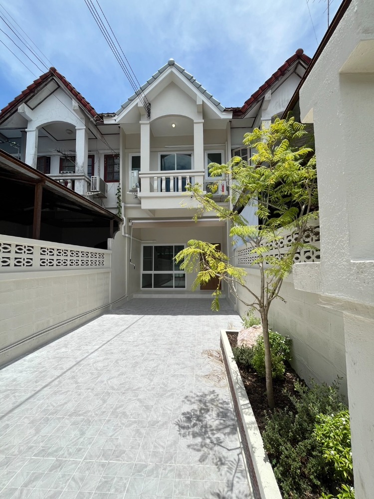 ขายบ้านมหาชัย สมุทรสาคร : **For Sale** 2-storey townhouse, Ang Thong Thani Village