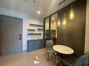 For RentCondoRama9, Petchburi, RCA : Life Asoke Hype, very beautiful room, vacant and ready for rent