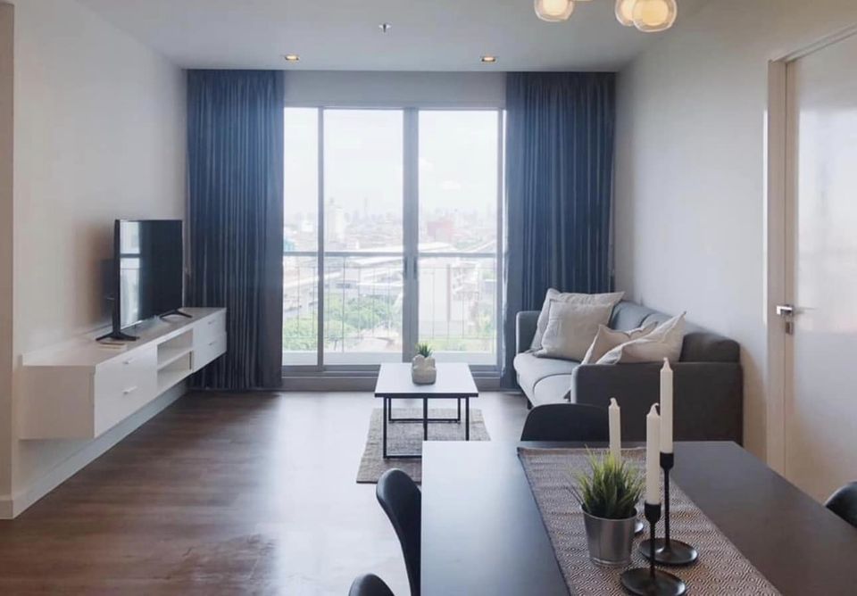 For RentCondoThaphra, Talat Phlu, Wutthakat : 👑 The Room Sathorn - Taksin 👑 2 bedrooms, 2 bathrooms, 81 sq m., 10th floor, pool view and city view, furnished room, ready to move in